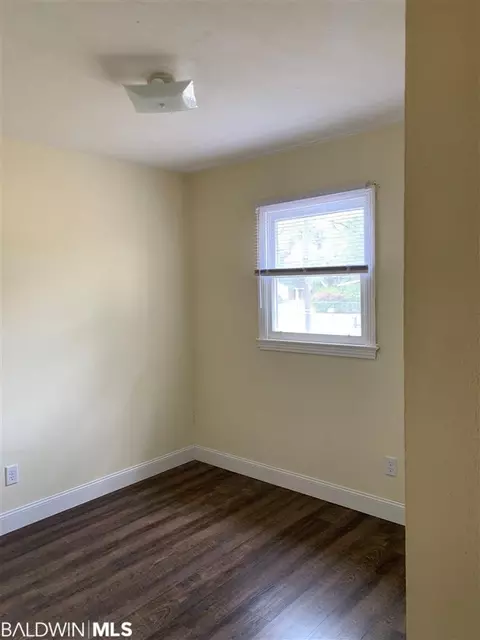 1352 E Barker Dr, Mobile, AL 36608 photo 6