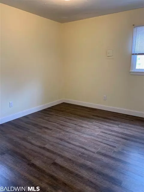 1352 E Barker Dr, Mobile, AL 36608 photo 5