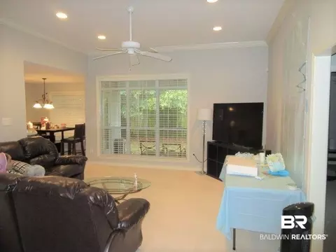 52 East Dr, Mobile, AL 36608 photo 2