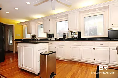 7 Spring Bank Rd, Mobile, AL 36608 photo 15