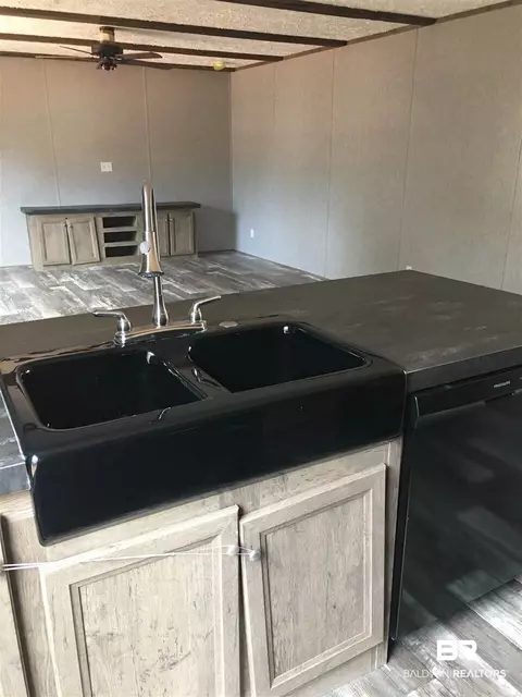 9348 Pinewood Ave, Elberta, AL 36530 photo 7