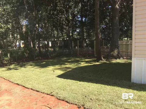 9348 Pinewood Ave, Elberta, AL 36530 photo 3