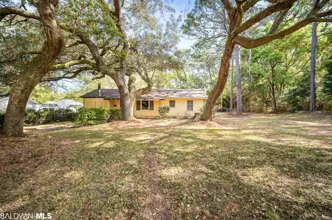 157 Fig Ave, Fairhope, AL 36532 photo 1