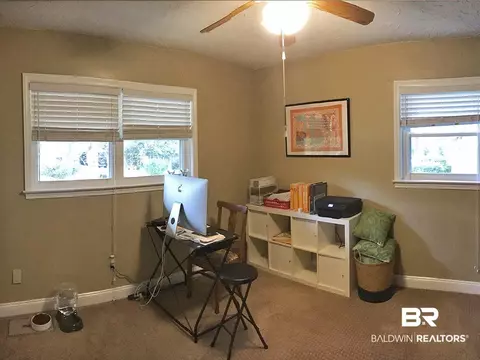 5404 N Hilltop Dr, Mobile, AL 36608 photo 8