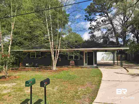 5404 N Hilltop Dr, Mobile, AL 36608 photo 1