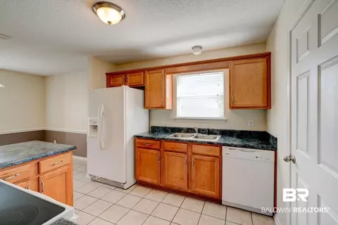9680 N Spring Meadow Dr, Mobile, AL 36695 photo 6