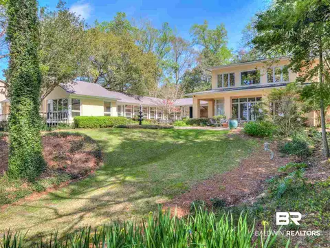 23813 Main St, Fairhope, AL 36532 photo 3