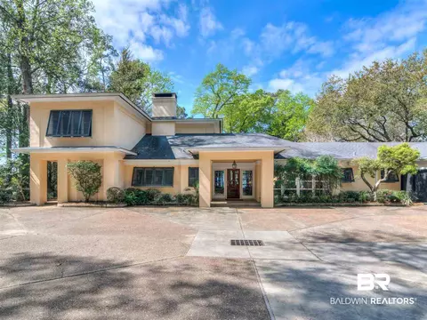 23813 Main St, Fairhope, AL 36532 photo 1