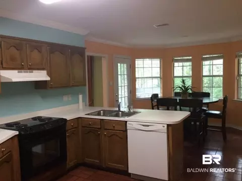 155 Lakeview Loop, Daphne, AL 36526 photo 4