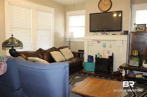 315 Dexter Ave, Mobile, AL 36604 photo 3