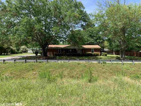 519 E Pine Dr, Atmore, AL 36502 photo 1