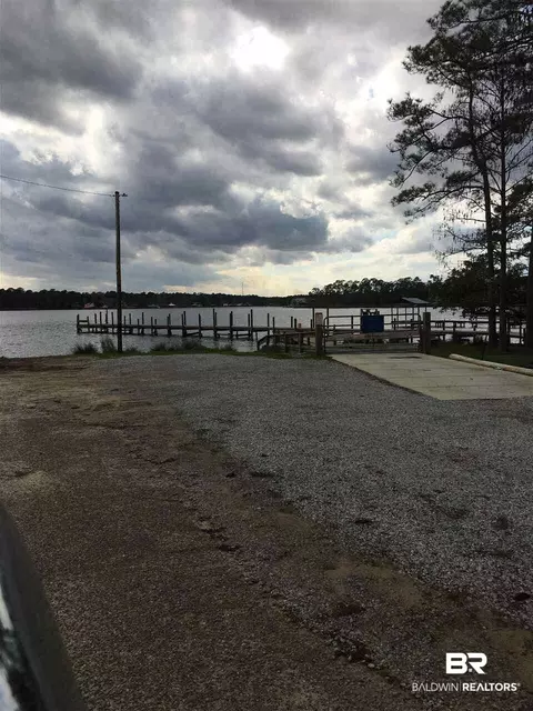 9340 Bay Pines Rd, Elberta, AL 36530 photo 11