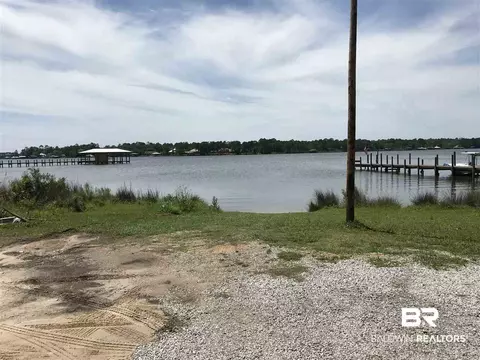 9340 Bay Pines Rd, Elberta, AL 36530 photo 9