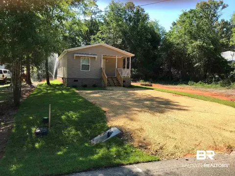 9340 Bay Pines Rd, Elberta, AL 36530 photo 1