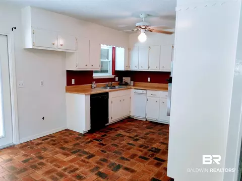 115 Michael Loop, Daphne, AL 36526 photo 4