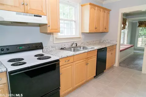 6 Kirby St, Mobile, AL 36607 photo 10