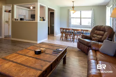 602 E Walker Ave, Foley, AL 36535 photo 9