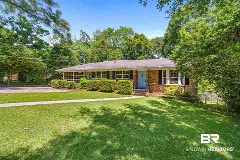 324 Dalewood Dr, Mobile, AL 36608 photo 2