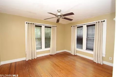 112 Florence Pl, Mobile, AL 36607 photo 9