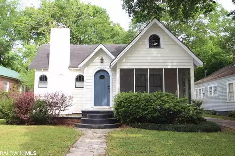 112 Florence Pl, Mobile, AL 36607 photo 1