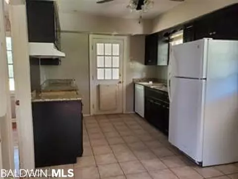 553 Barksdale Dr, Mobile, AL 36609 photo 8