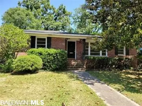 553 Barksdale Dr, Mobile, AL 36609 photo 4