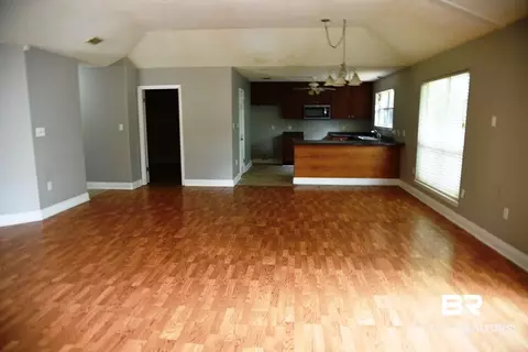 561 Stuart St, Daphne, AL 36526 photo 6