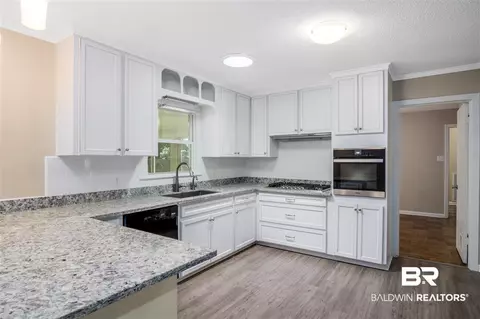 1004 Chalet Dr, Mobile, AL 36608 photo 10