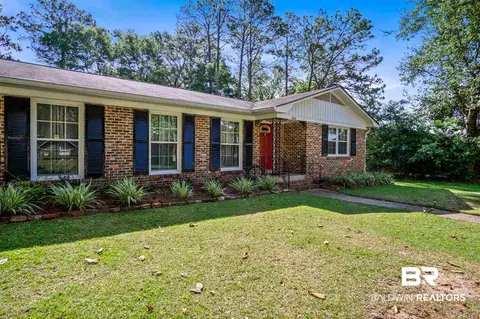 1004 Chalet Dr, Mobile, AL 36608 photo 2