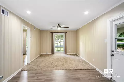 1004 Chalet Dr, Mobile, AL 36608 photo 5