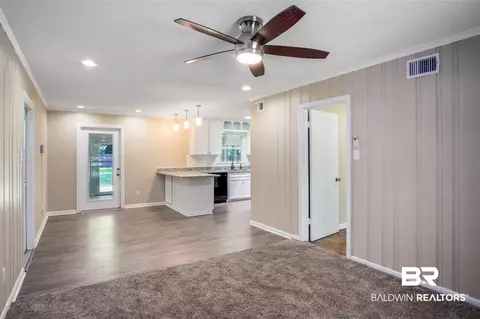 1004 Chalet Dr, Mobile, AL 36608 photo 8