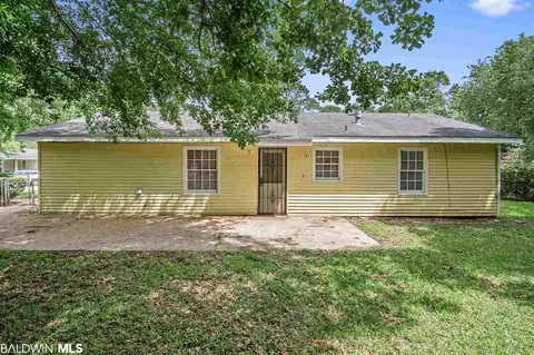3908 E Charmaine Cir, Mobile, AL 36605 photo 21