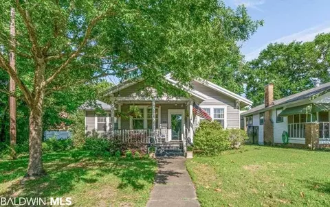 105 Macy Pl, Mobile, AL 36604 photo 1
