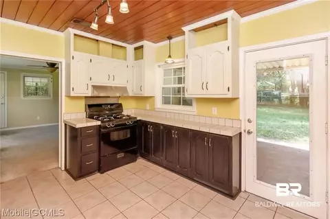 284 Thrift St, Mobile, AL 36609 photo 9
