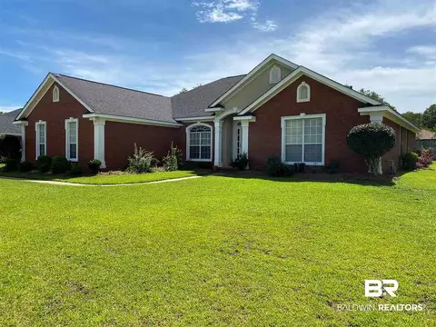 1124 E Wakefield Dr, Mobile, AL 36695 photo 2