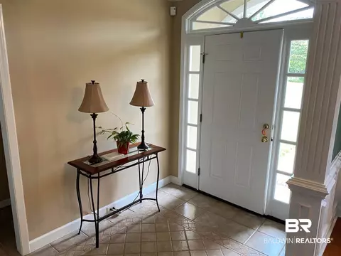 1124 E Wakefield Dr, Mobile, AL 36695 photo 3