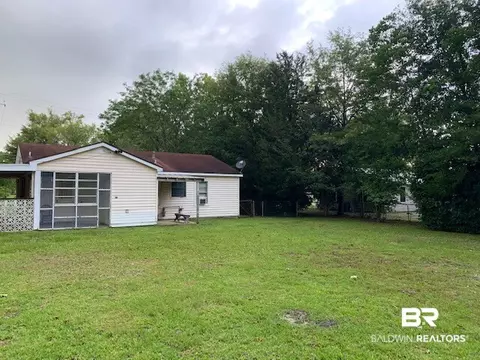 600 E Laurel St, Atmore, AL 36502 photo 22