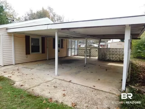 600 E Laurel St, Atmore, AL 36502 photo 18