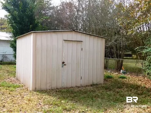 600 E Laurel St, Atmore, AL 36502 photo 19