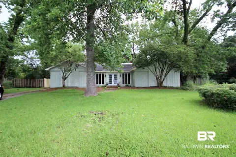 2321 Huffman Dr, Mobile, AL 36693 photo 2