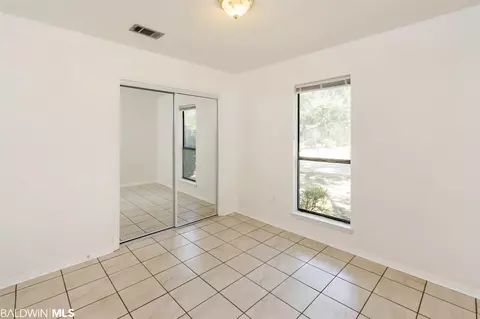 1379 E Barker Dr, Mobile, AL 36608 photo 11