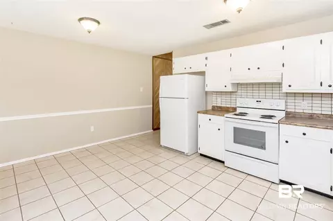 1379 E Barker Dr, Mobile, AL 36608 photo 6