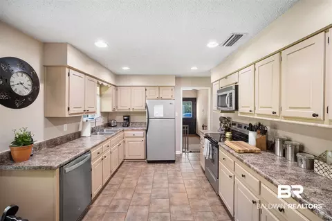 111 Oklahoma Dr, Mobile, AL 36608 photo 8