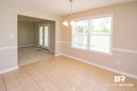 3220 Bloomington Dr, Mobile, AL 36695 photo 5