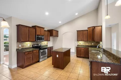 9296 Appache Ln, Daphne, AL 36526 photo 5