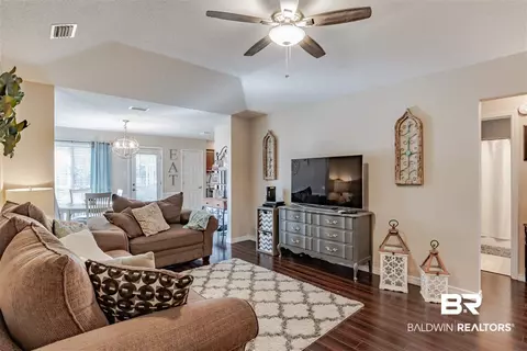 1849 E Kendall Ct, Mobile, AL 36695 photo 4