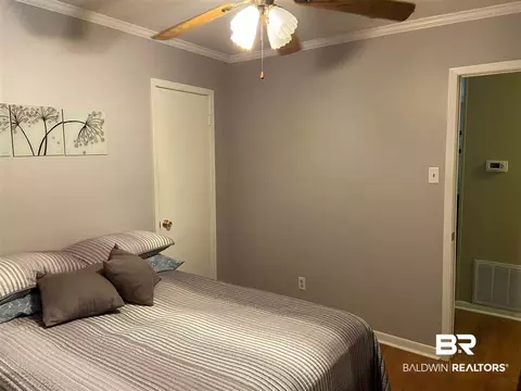 270 Thrift St, Mobile, AL 36609 photo 4