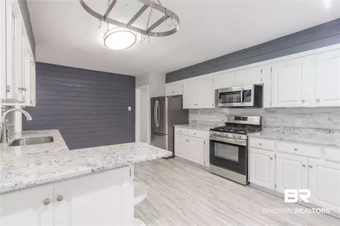 258 Jackson Blvd, Mobile, AL 36609 photo 2
