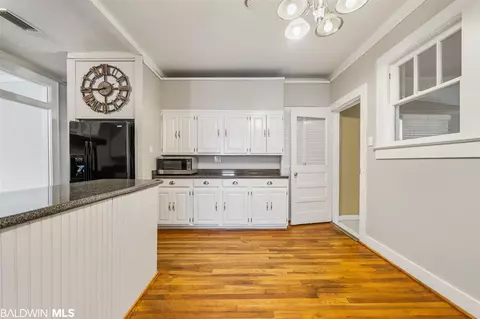 1658 Laurel St, Mobile, AL 36604 photo 11