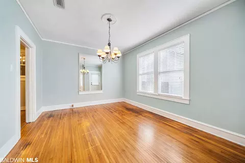 1658 Laurel St, Mobile, AL 36604 photo 6